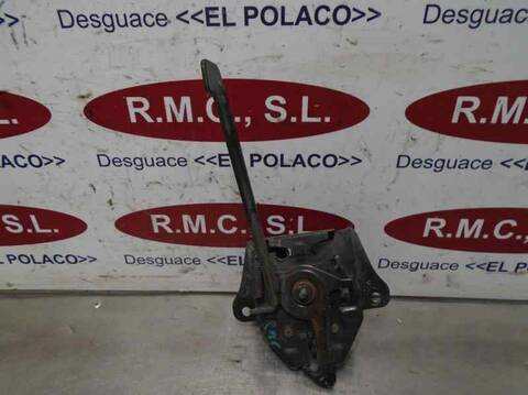 Foto 1ª: Cerradura Capot Kia Carnival 2.9 CRDI CAT 144CV 106KW [J3] (2004)