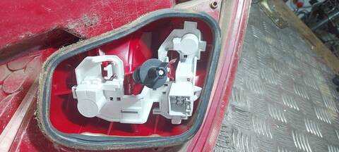 Foto 2ª: Piloto Trasero Derecho Ford Fiesta STJA (2009)