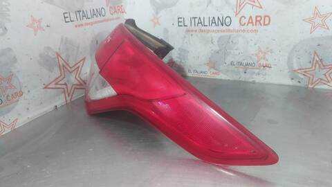 Foto 2ª: Piloto Trasero Derecho Ford Kuga TITANIUM 180CV 132KW [T8MA] (2016)