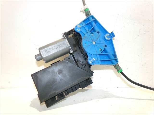 Foto 2ª: Elevalunas Eléctrico Trasero Derecho Seat Exeo 2.0 TDI 2009-2013 [CAG] (2009)