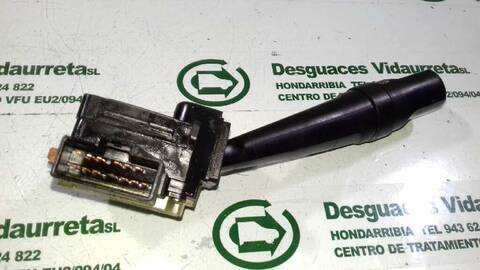 Foto 3ª: Mando Multifuncion Ssangyong Rexton 2.9 TD CAT 120CV 88KW [OM662] (2003)