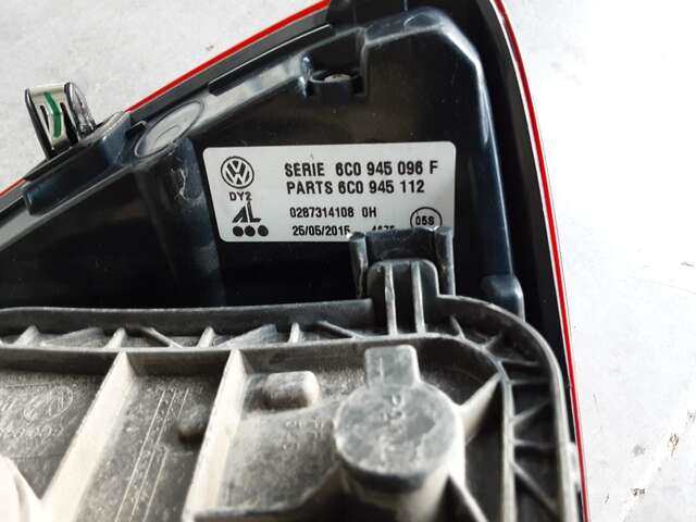 Foto 2ª: Piloto Trasero Derecho Volkswagen Polo 1.2TSI 16V 0CV [CJZ] (2015)