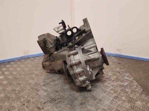 Foto 2ª: Caja Cambios Volkswagen Golf ADVANCE BLUEMOTION 125CV 92KW [CZCA] (2016)