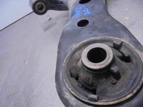 Foto 4ª: Brazo Suspension Delantero Derecho Toyota Rav4 ADVANCE HYBRID 197CV 145KW [2AR] (2018)