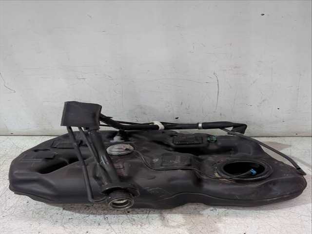 Foto 2ª: Deposito de Combustible Lexus CT 200H ZWA10_) 136CV 100KW [2ZR-FXE,5ZR-FXE] (2011)