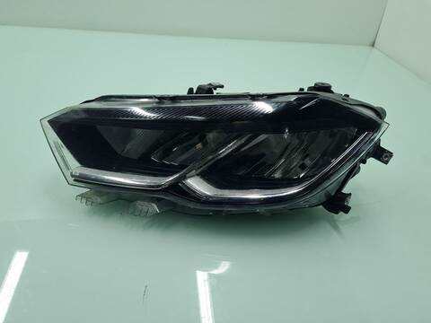 Faro Izquierdo Volkswagen Polo LIFE 95CV 70KW