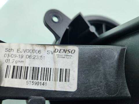 Foto 2ª: Calefacción Jeep Renegade LIMITED 4X4 170CV 125KW [55283099] (2019)