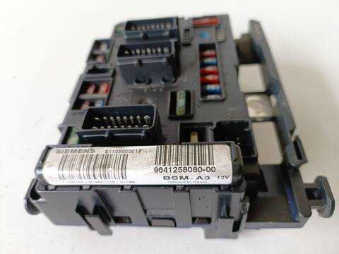 Foto 2ª: Caja Reles Fusibles Citroen C5 2.0 HDI SX 109CV