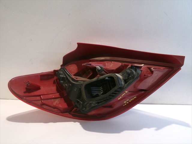 Foto 3ª: Piloto Trasero Derecho Peugeot 207 1.4 HDI 2006-2014 [8HZ] (2009)