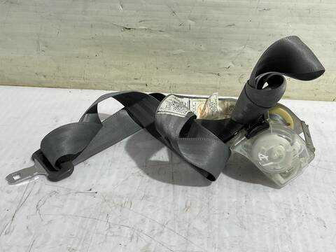 Cinturón Trasero Derecho Toyota Prius BASIS 78CV 57KW