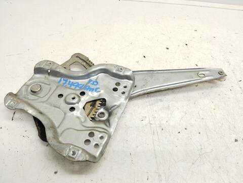 Elevalunas Manual Trasero Derecho Toyota Corolla 2.0 TD CAT 116CV 85KW