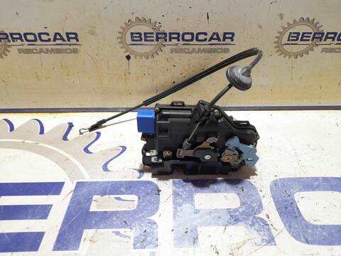 Cerradura Puerta Delantera Derecha Volkswagen Caddy 1.9 TDI 105CV 77KW