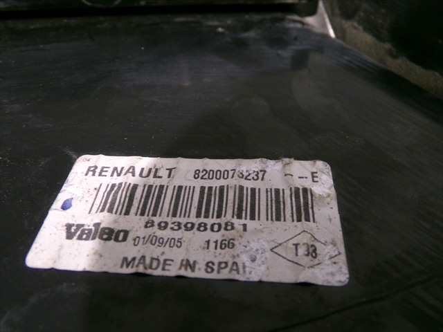 Foto 4ª: Piloto Trasero Derecho Renault Megane 1.9 DCI 2002-2008 [F9QB8] (2005)