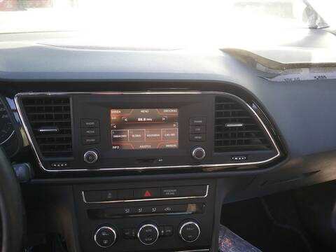 Foto 2ª: Sistema Audio Radio CD Seat Leon ERENCE 110CV 81KW [CXX] (2016)