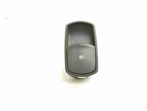 Botonera Elevalunas Hyundai Sonata 2.0 CRDI CAT 140CV 103KW