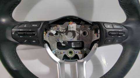 Foto 3ª: Volante Kia Stonic 1.0 T-GDI 101CV 74KW [G3LC,G3LE] (2023)