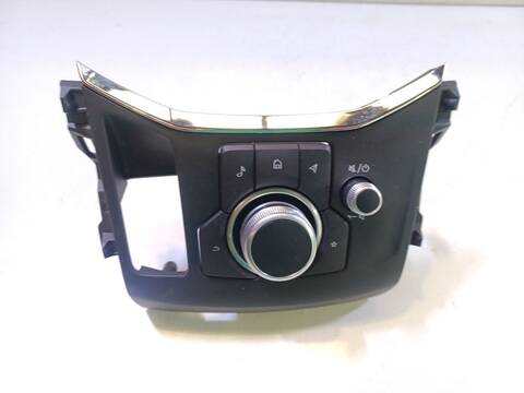 Foto 2ª: Mando Multifuncion Mazda CX5 2.0 G E-SKYACTIV 165CV 121KW KF) [PEYK] (2023)