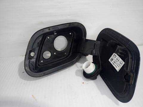 Foto 3ª: Tapa Exterior Combustible Kia Sportage DRIVE 149CV [G4FP] (2021)