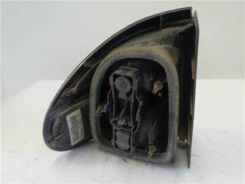 Foto 2ª: Piloto Trasero Derecho Renault Laguna 1.9 DCI B56W) 107CV 79KW [F9Q 718] (2000)