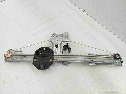 Foto 3ª: Elevalunas Eléctrico Delantero Izquierdo Dacia Sandero TCE 90 B8M1 B8MA) 90CV 66KW [H4B 400,H4B 412,H4B 411,H4B 410,H4B 408] (2015)