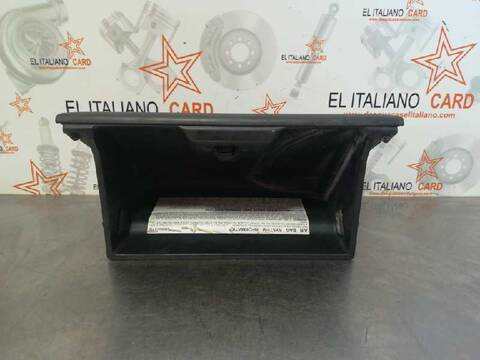 Foto 2ª: Guantera Mitsubishi Montero VERSION INDEFINIDA (2003)