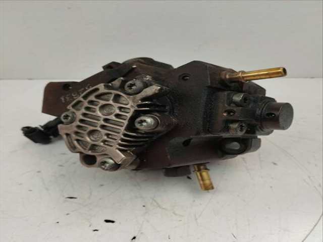 Foto 3ª: Bomba Inyeccion Renault Trafic 2.0 DCI DIESEL FAP CAT 114CV 84KW CAJA CERRADA [M9R786] (2010)