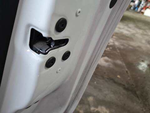 Cerradura Puerta Delantera Derecha Renault Clio ZEN 89CV 66KW