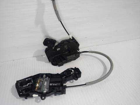 Foto 3ª: Cerradura Puerta Trasera Derecha Volkswagen Touran ADVANCE BMT 110CV [CRKB] (2015)