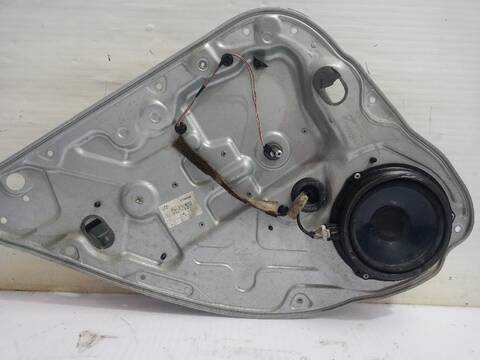 Foto 3ª: Elevalunas Manual Trasero Izquierdo Ford Focus BUSINESS 90CV (2007)