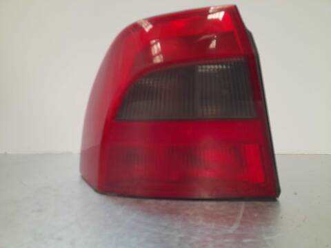 Piloto Trasero Izquierdo Opel Vectra BASICO 1999 ) BERLINA 100CV 74KW
