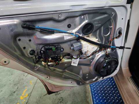 Elevalunas Manual Trasero Izquierdo Mercedes Clase C 160 C 220 CDI 204.008) BERLINA 170CV 125KW