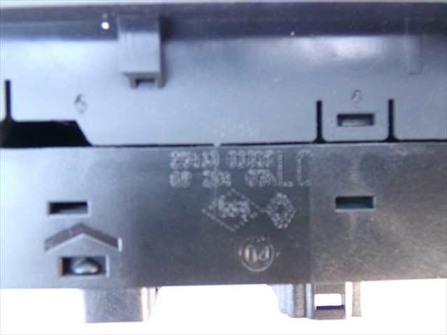 Foto 3ª: Botonera Elevalunas Renault Fluence 1.5 DCI 2010-2013 [K9KG8] (2010)