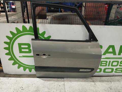 Foto 1ª: Puerta Delantera Derecha Renault Espace 2.2 DCI TD AUT. 150CV [D/ G9T K7] (2002)