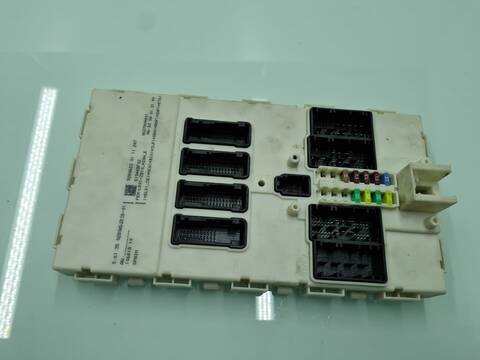 Caja Reles Fusibles Bmw Serie 1 114 118D 143CV 105KW