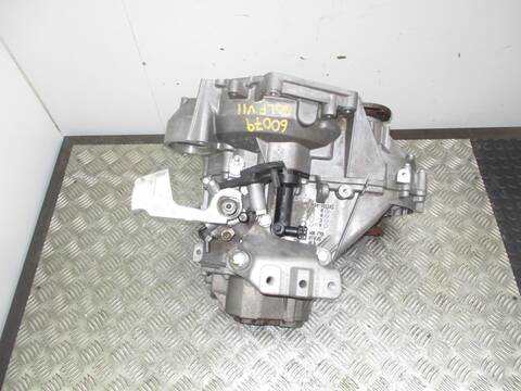 Foto 3ª: Caja Cambios Volkswagen Golf CZCA (2018)