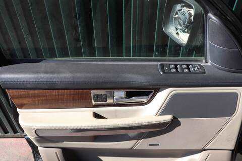 Foto 3ª: Puerta Delantera Izquierda Land Rover Range HSE 340CV 250KW (2017)