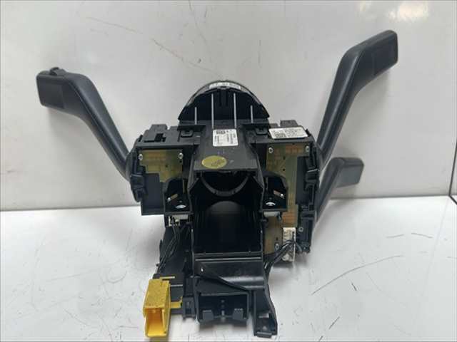 Foto 3ª: Mando Multifuncion Volkswagen Passat 2.0 TDI [D-BKP] (2007)