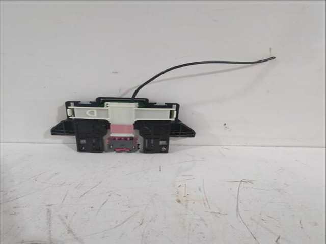 Foto 3ª: Antena Toyota Rav4 2.0 MXAA52) 175CV [M20A-FKS] (2018)