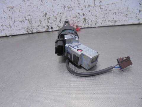 Foto 2ª: Motor de Arranque Peugeot 208 ALLURE 95CV 70KW [8F01] (2013)