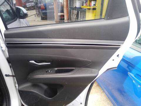 Foto 3ª: Tapizados Cartoneras Hyundai Tucson KLASS 2WD 150CV 110KW [G4FP] (2023)