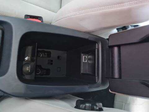 Foto 2ª: Consola Central Volvo V40 MOMENTUM 114CV 84KW [D4162T] (2015)