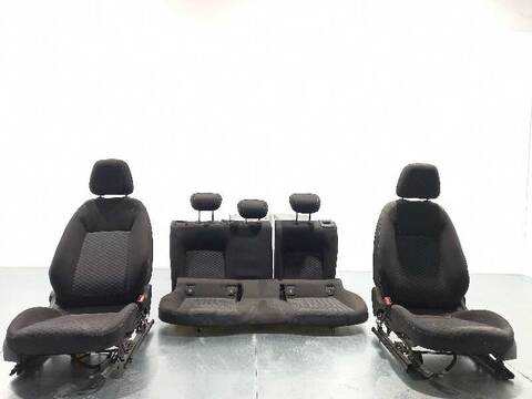 Asientos Traseros Opel Astra SELECTIVE START/STOP 110CV 81KW