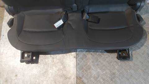 Foto 3ª: Asientos Tercera Fila Nissan Qashqai TEKNA PREMIUM 131CV 96KW [R9MA405] (2012)