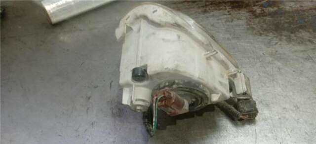 Foto 2ª: Faro Antiniebla Delantero Izquierdo Lexus IS 220 D (ALE20) [2AD-FHV]