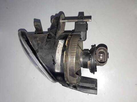Foto 3ª: Faro Antiniebla Delantero Derecho Volkswagen Passat ADVANCE PLUS 140CV (2005)