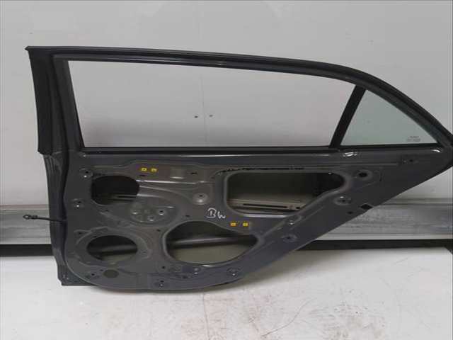Puerta Trasera Derecha Kia Rio 101 CV 74KW