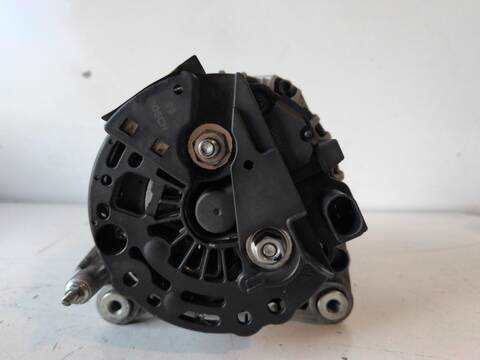 Foto 3ª: Alternador Audi A4 CAGA AVANT (2008)