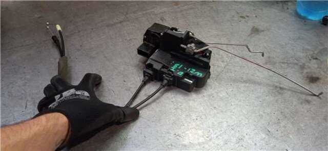 Cerradura Puerta Delantera Izquierda Chevrolet Captiva 2.2 D 4WD