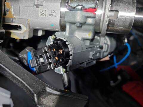 Foto 2ª: Antirrobo Kia Rio 1.0 T-GDI 100 ECO-DYNAMICS 101CV 74KW [G3LF] (2023)