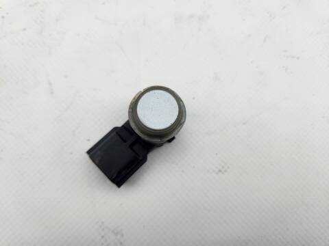 Sensor de Aparcamiento Renault Arkana TECHNO 140CV 103KW